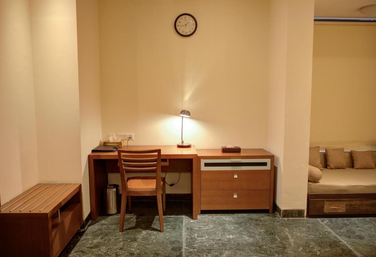 Red Brick Home By Earthaa Escapes Nuova Delhi Esterno foto